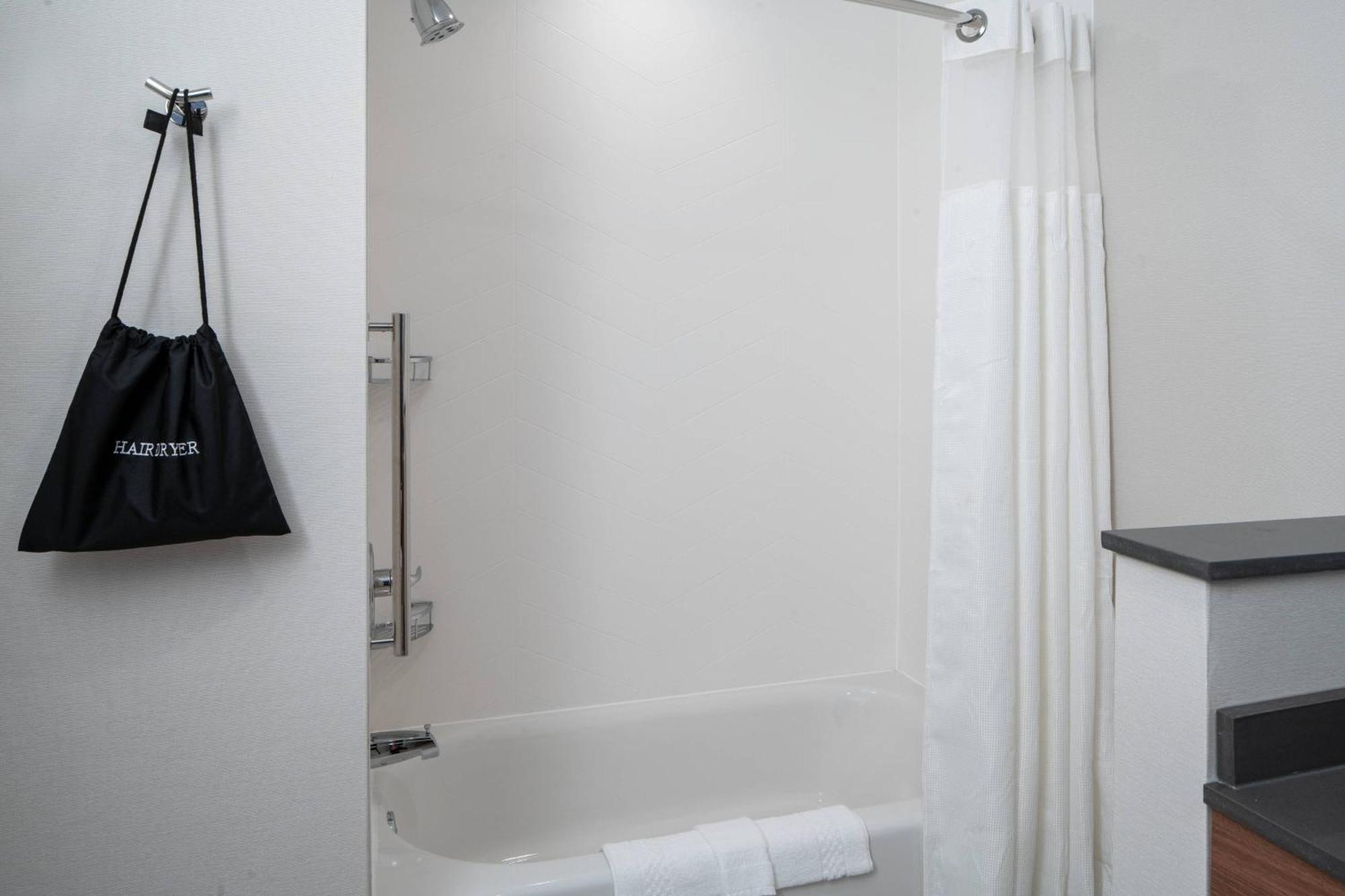 Fairfield By Marriott Inn & Suites Pensacola Pine Forest Ngoại thất bức ảnh